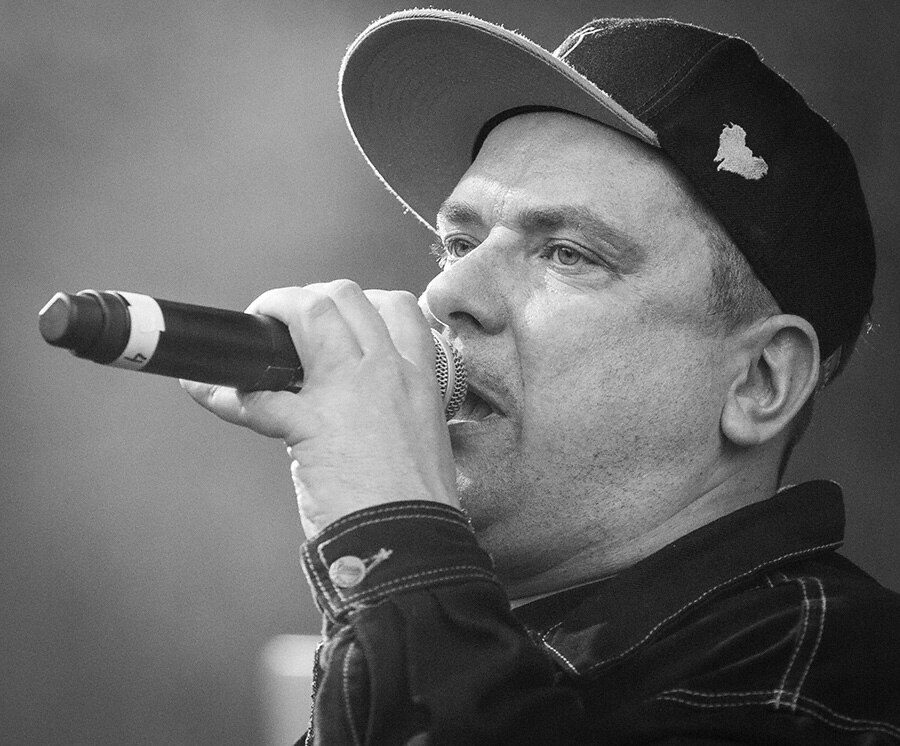 ørgen Nordeng of Tungtvann performs at Q25 in Kristiansand on 29 June 2016. Lineup: Jørgen Nordeng (vocal) Lars Sandness (vocal)